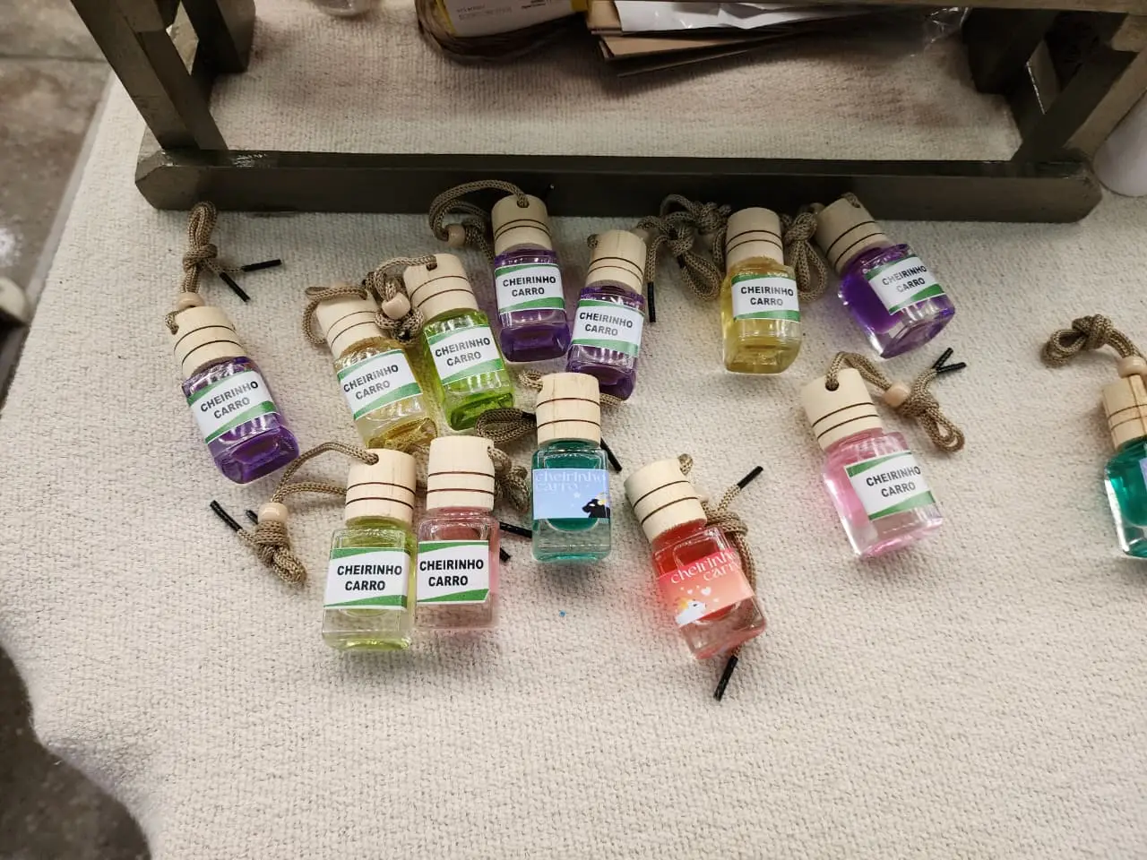 Cheirinhos artesanais para carro